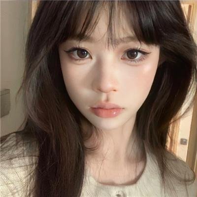 我生活的两个世界 封面