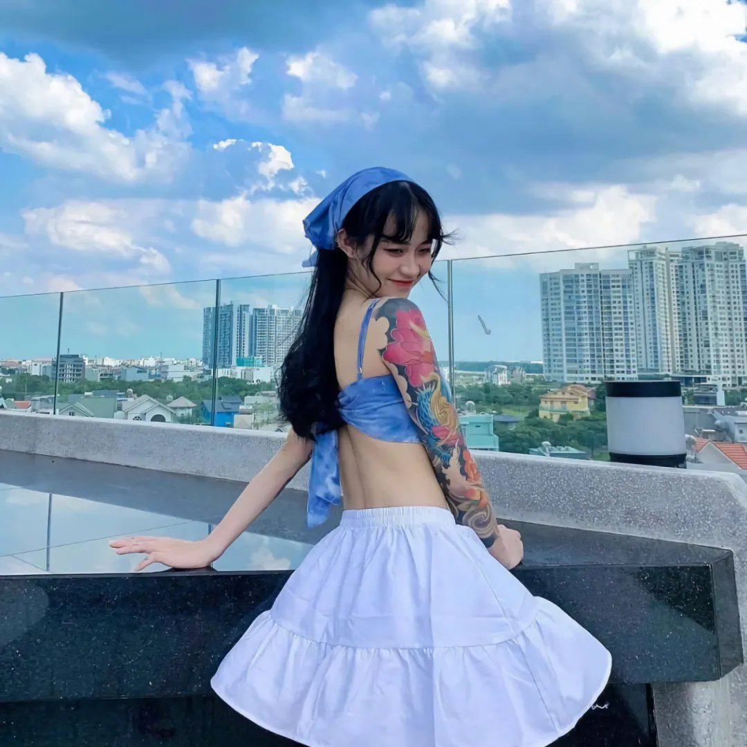 觉醒2020 封面